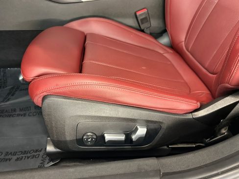 Certified 2023 BMW 330i Sedan w/ Convenience Package image 14