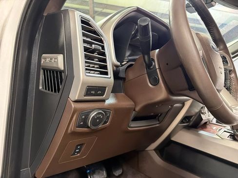 Used 2015 Ford F150 King Ranch w/ Equipment Group 601A Luxury AWD/4WD image 29