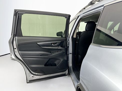 Used 2023 Subaru Ascent Premium w/ Convenience Package image 25