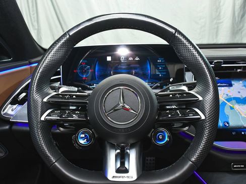 Used 2025 Mercedes-Benz E 53 AMG e 4MATIC Sedan image 44