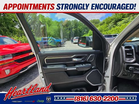 Used 2019 RAM 1500 Laramie AWD/4WD image 20