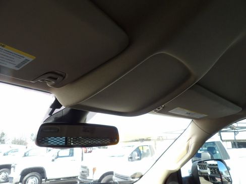 Used 2020 RAM 3500 Tradesman w/ Chrome Appearance Group image 24