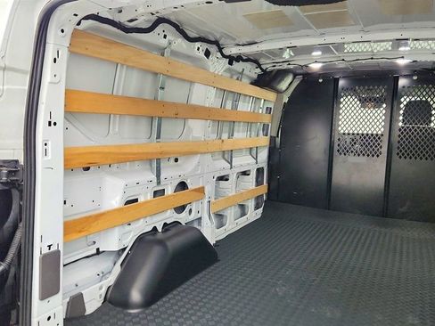 Used 2024 Ford Transit 250 T-250 130 Low Rf 9070 GVWR RW w/ Exterior Upgrade Package image 19