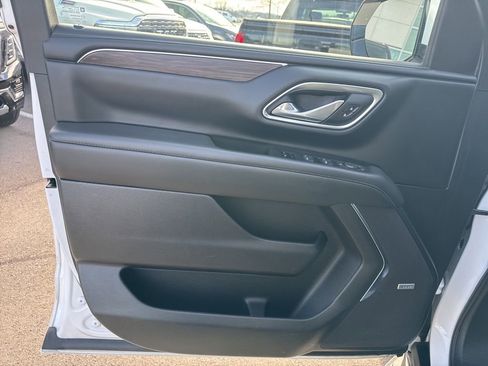 Used 2024 Chevrolet Tahoe LT image 10