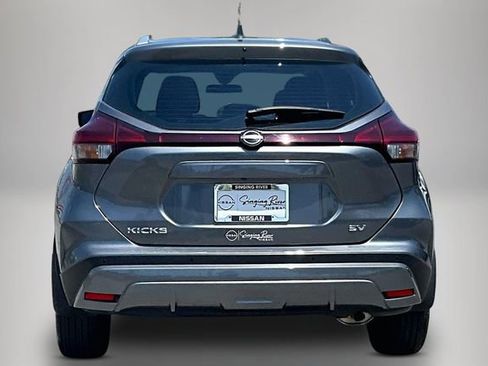 Used 2024 Nissan Kicks SV FWD image 6