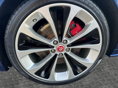 Used 2023 Jaguar XF R-Dynamic SE AWD/4WD image 11