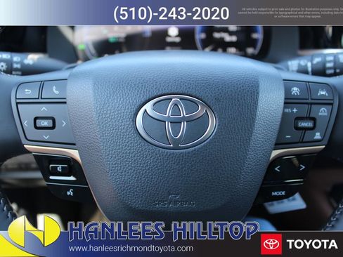 New 2026 Toyota Crown Signia image 28