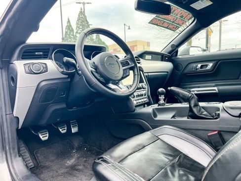 Used 2015 Ford Mustang GT Premium image 10