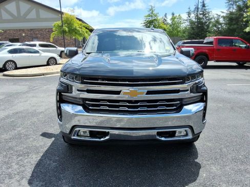Used 2020 Chevrolet Silverado 1500 LTZ w/ LTZ Premium Package AWD/4WD image 2