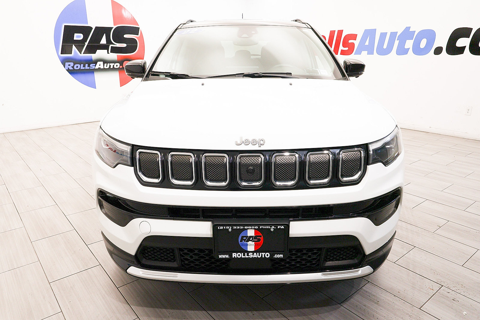 Used 2022 Jeep Compass Limited w/ Elite Group AWD/4WD image 8