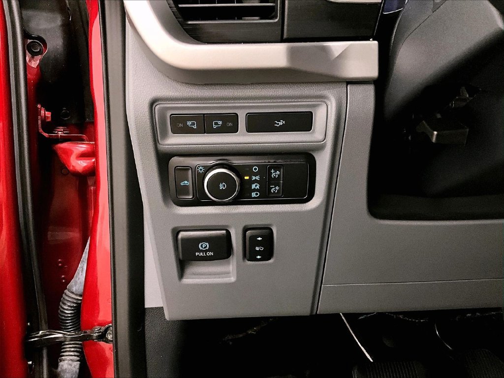 Used 2022 Ford F150 XLT w/ Equipment Group 302A High AWD/4WD image 16