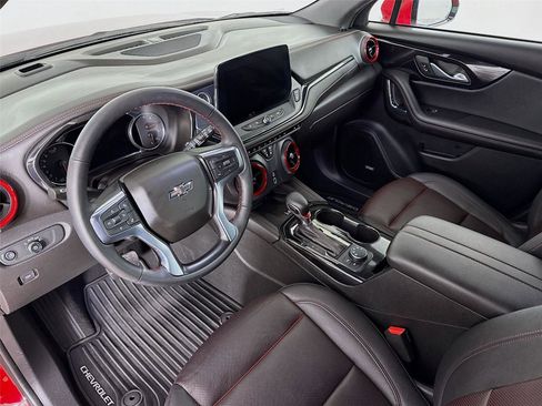 Used 2023 Chevrolet Blazer RS w/ Enhanced Convenience Package image 10
