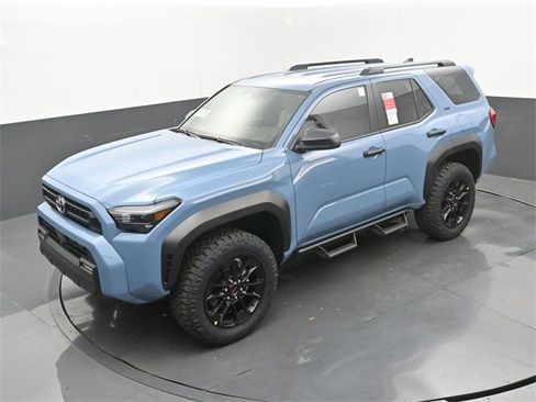 New 2025 Toyota 4Runner SR5 image 30
