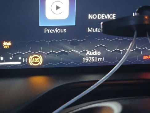 Used 2024 Jeep Compass Limited w/ Elite Group image 18