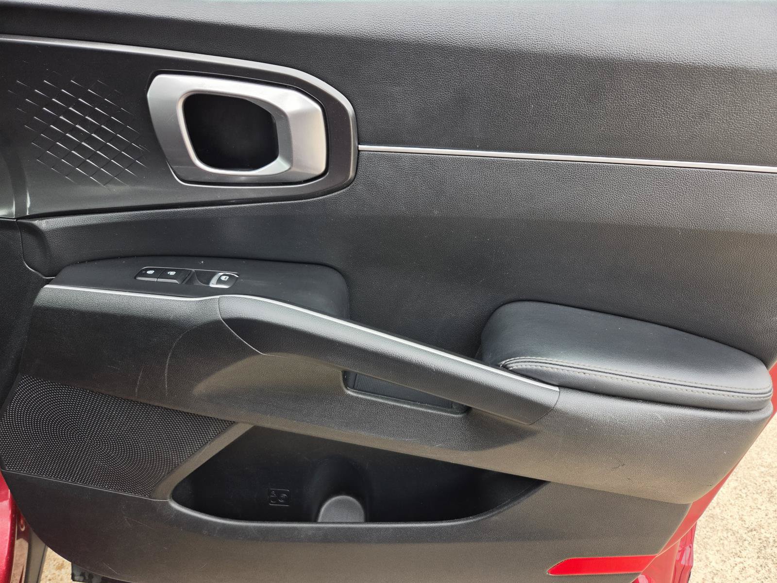 Used 2021 Kia Sorento S w/ Panoramic Sunroof Package FWD image 6