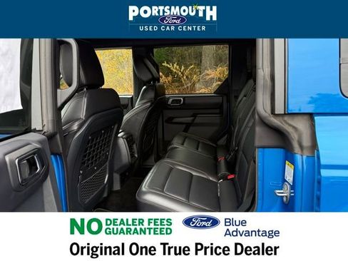 Used 2025 Ford Bronco Badlands image 5