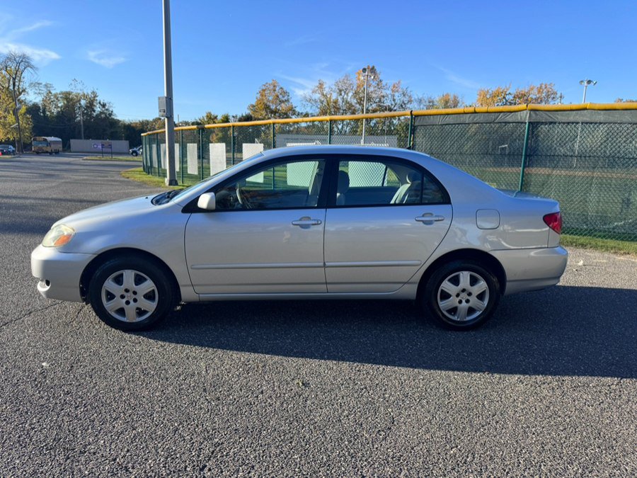 Used 2005 Toyota Corolla LE w/ Audio Value Pkg FWD image 4