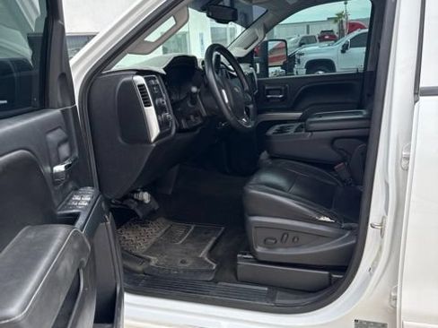 Used 2016 Chevrolet Silverado 3500 LT w/ LT Convenience Package AWD/4WD image 6