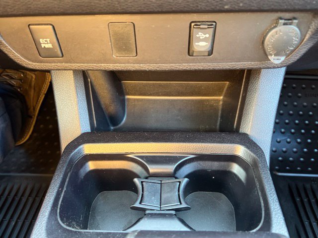 Used 2016 Toyota Tacoma SR5 AWD/4WD image 18