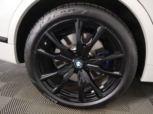 Certified 2024 BMW X7 M60i w/ Executive Package image 34