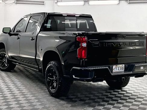 Used 2022 Chevrolet Silverado 1500 LT Trail Boss w/ LT Trail Boss Premium Package AWD/4WD image 10