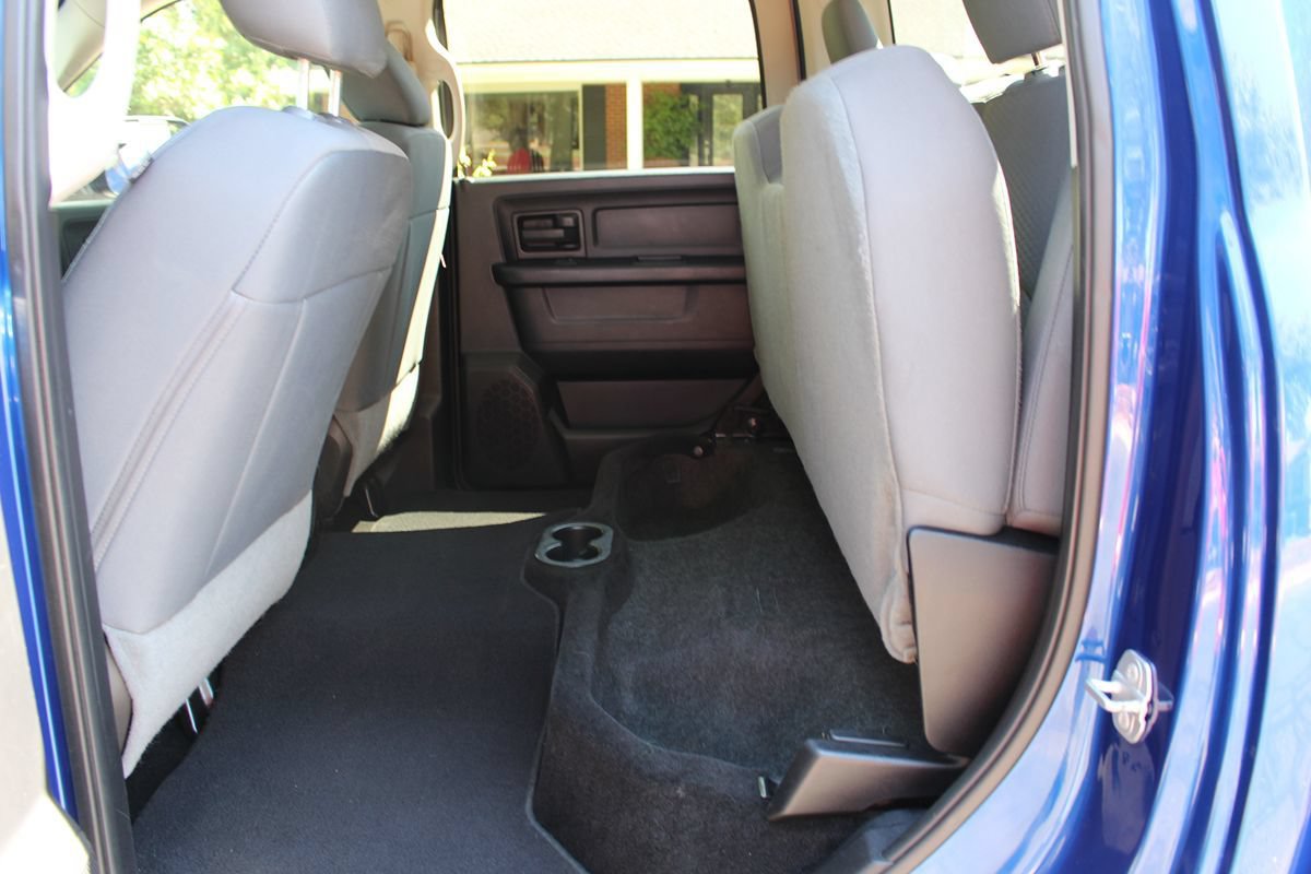 Used 2016 RAM 2500 Tradesman w/ Chrome Appearance Group AWD/4WD image 12
