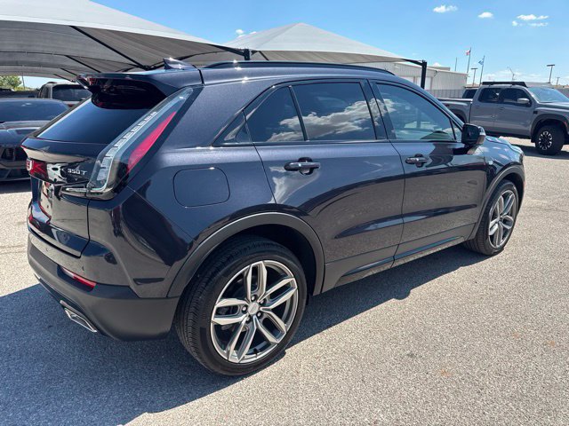 Used 2023 Cadillac XT4 Sport FWD image 6