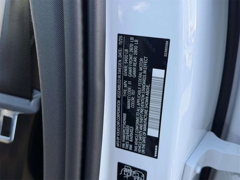 New 2026 Volvo XC60 B5 Plus w/ Protection Package Premier image 25