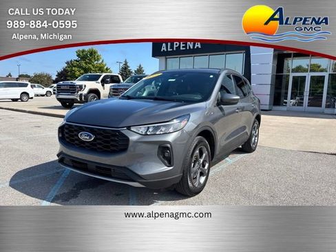 Used 2025 Ford Escape ST-Line Select AWD/4WD image 1