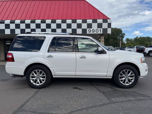 Used 2015 Ford Expedition Limited w/ Equipment Group 301A AWD/4WD image 6