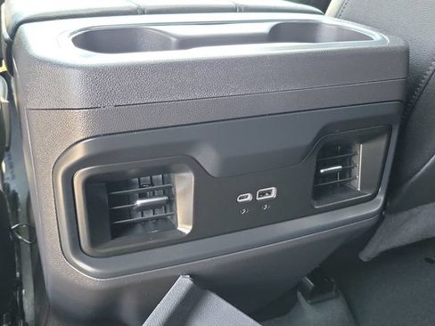 Used 2025 Chevrolet Silverado 1500 LT Trail Boss w/ LT Trail Boss Premium Package AWD/4WD image 23