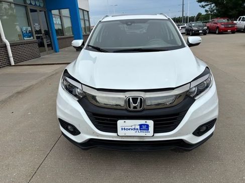 Used 2020 Honda HR-V EX image 2