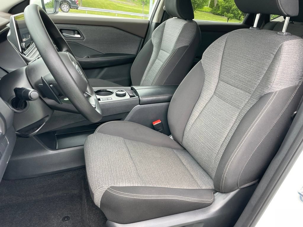 Certified 2023 Nissan Rogue SV AWD/4WD image 7