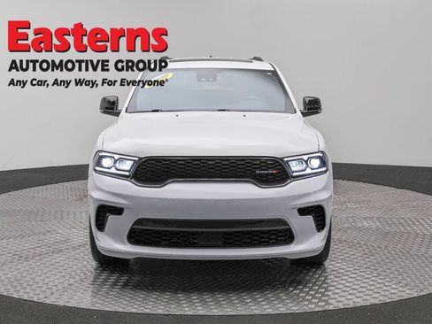Used 2024 Dodge Durango GT RWD image 2