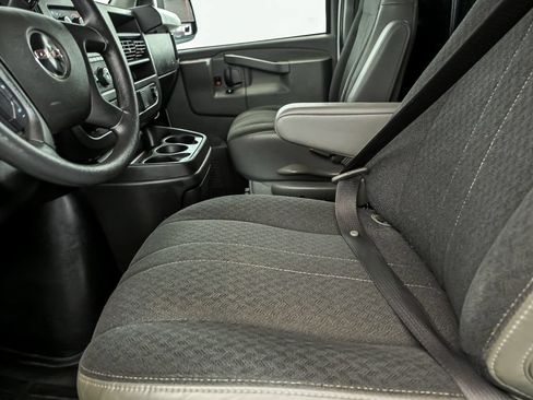 Used 2025 GMC Savana 2500 w/ Driver Convenience Package RWD image 13
