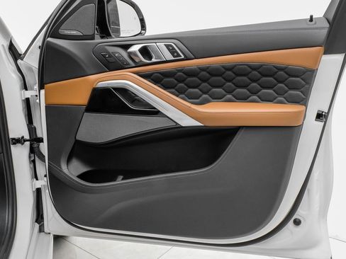 Used 2022 BMW X6 M w/ Competition Package image 40