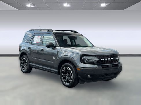 Used 2025 Ford Bronco Sport Outer Banks w/ Outer Banks Tech Package+ AWD/4WD image 11