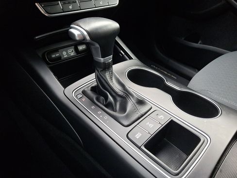 Used 2019 Kia Sorento LX w/ LX Convenience Package image 15