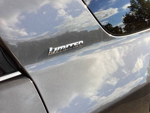 Used 2014 Toyota 4Runner Limited AWD/4WD image 29