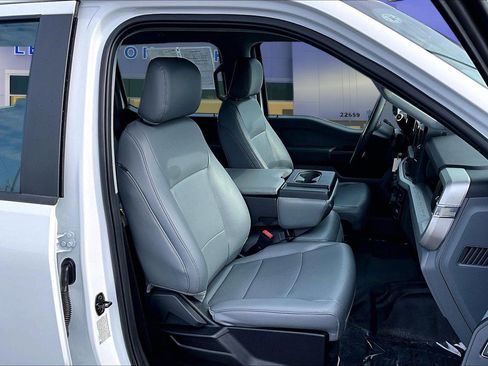 Certified 2023 Ford F350 XL w/ 360-Degree Camera Package image 32