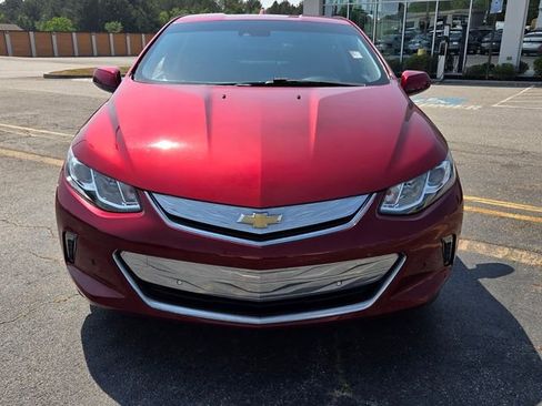Used 2018 Chevrolet Volt Premier w/ Driver Confidence Package FWD image 2