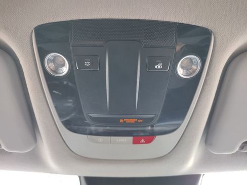 Used 2023 Kia Seltos S w/ Navigation Package AWD/4WD image 30