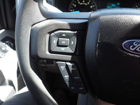 Used 2018 Ford F150 XLT AWD/4WD image 27