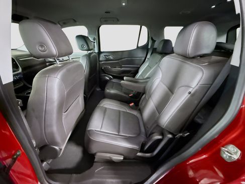 Used 2023 GMC Acadia SLT w/ Elevation Edition FWD image 25
