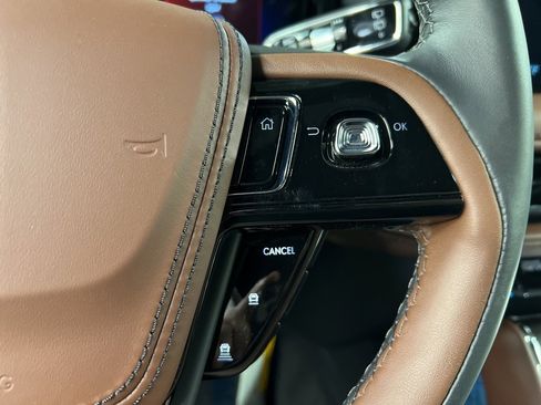 New 2026 Lincoln Aviator Reserve w/ Jet Appearance Package image 18