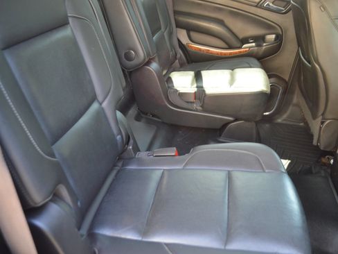 Used 2015 Chevrolet Tahoe LTZ AWD/4WD image 29