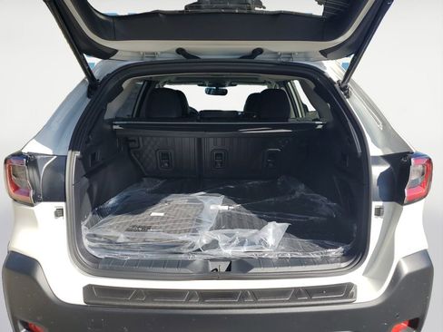 New 2025 Subaru Outback Limited image 16