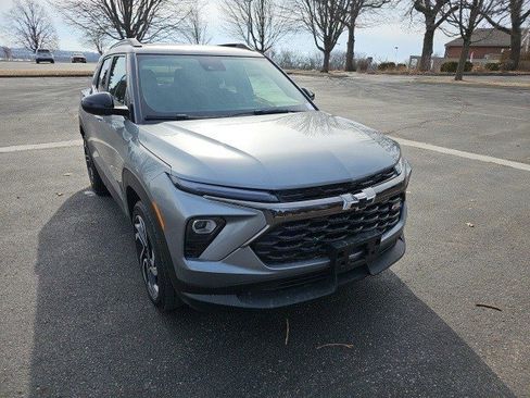 Used 2025 Chevrolet TrailBlazer RS w/ Convenience Package image 8