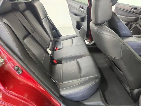 Used 2016 Subaru Outback 2.5i Limited AWD/4WD image 38