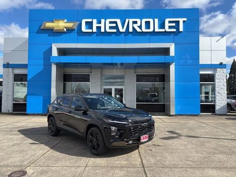 New 2026 Chevrolet Trax ACTIV w/ Driver Confidence Package image 1